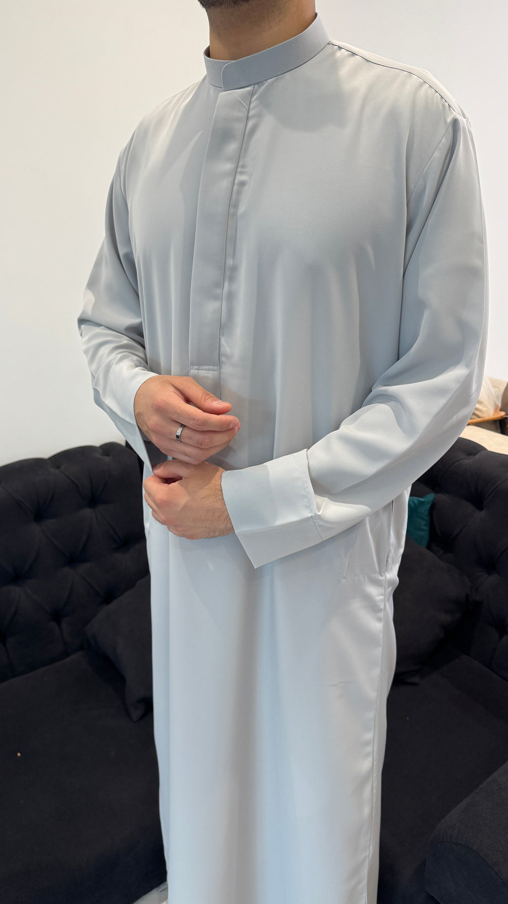 Silver Grey Saudi Collared Thobe (Small Collar)