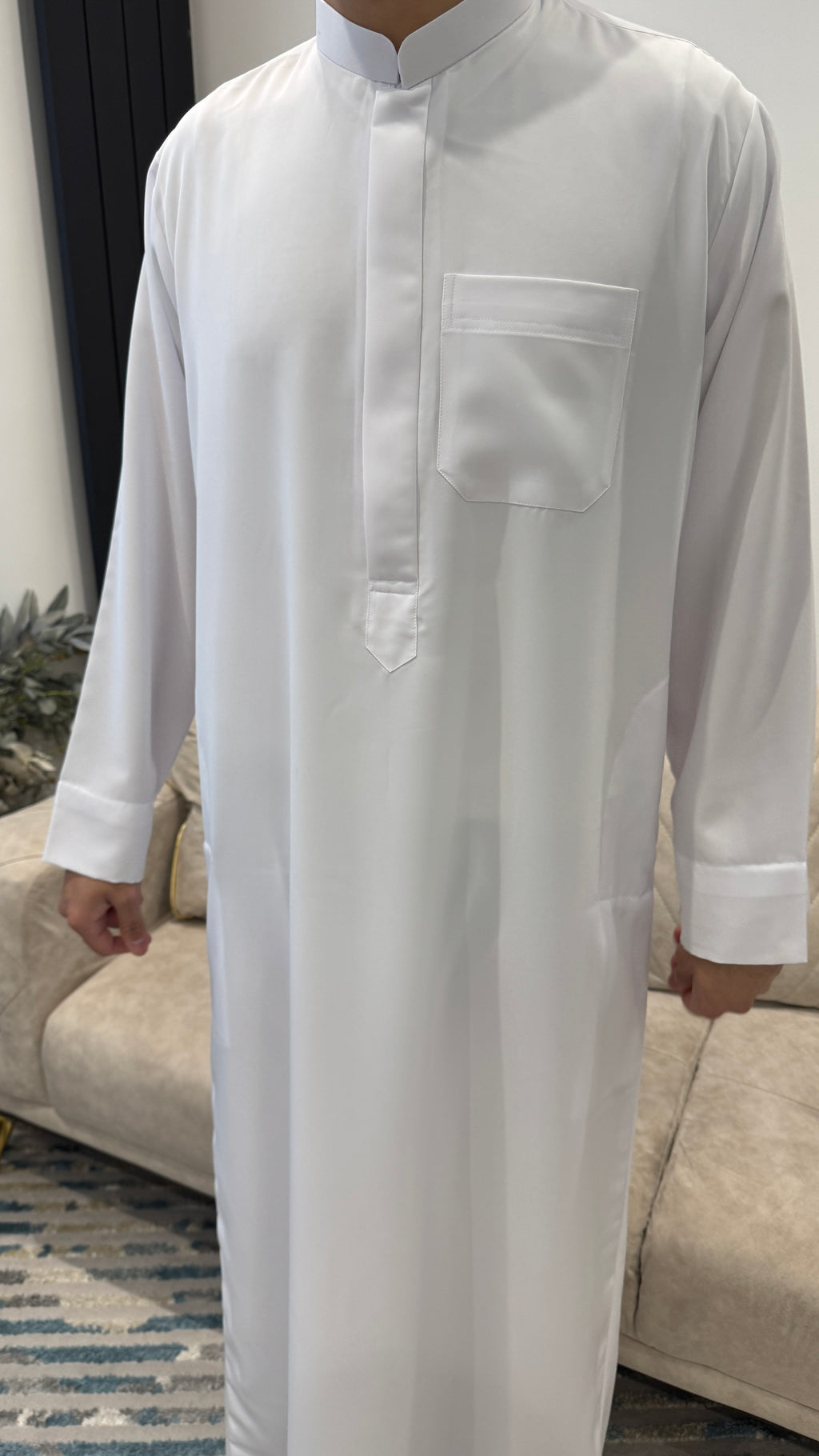 White Kuwaiti Collared Zibda Thobe
