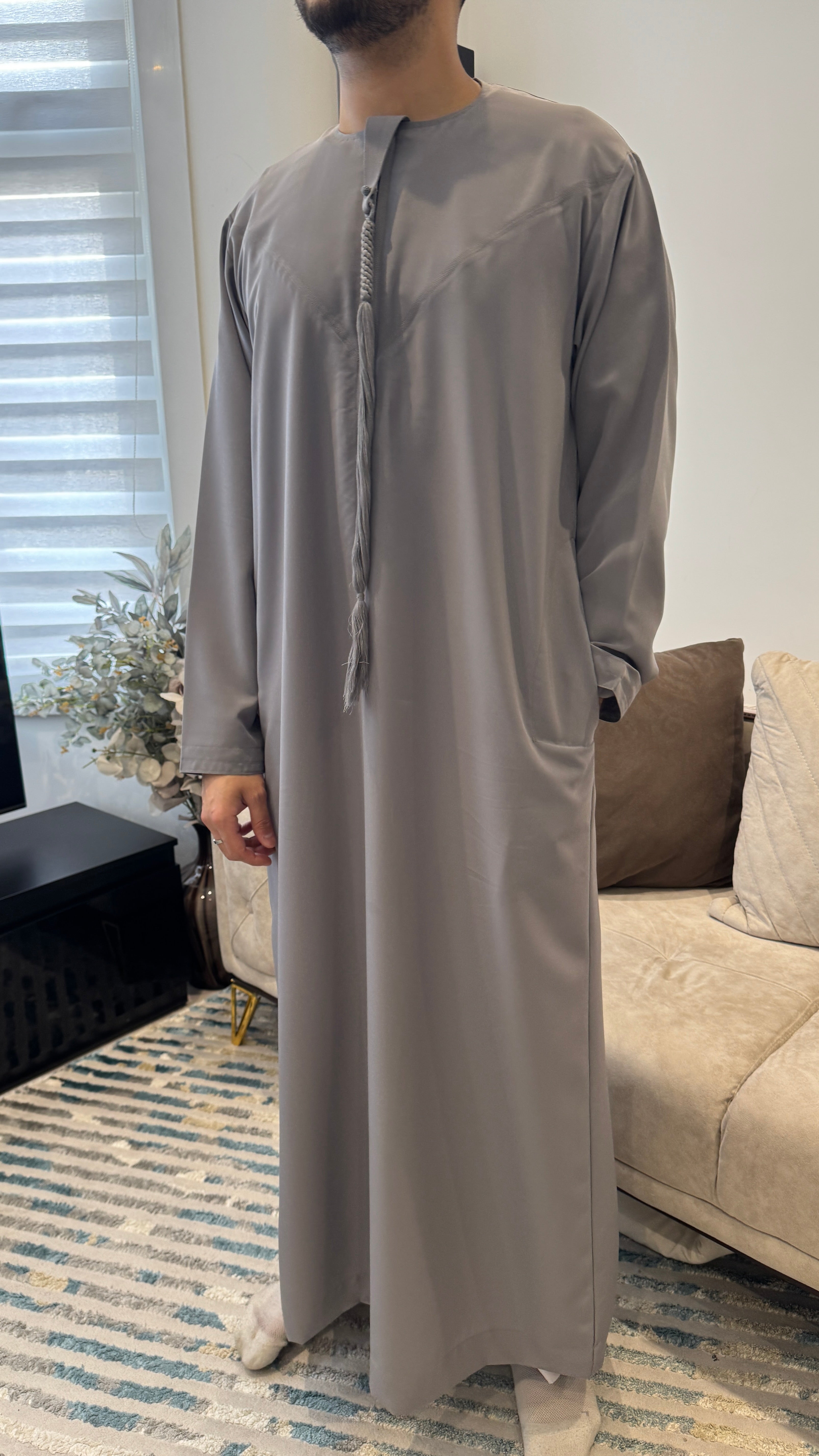 Graphite Grey Zibda Mens Emirati/Omani Zibda Essentials Thobe