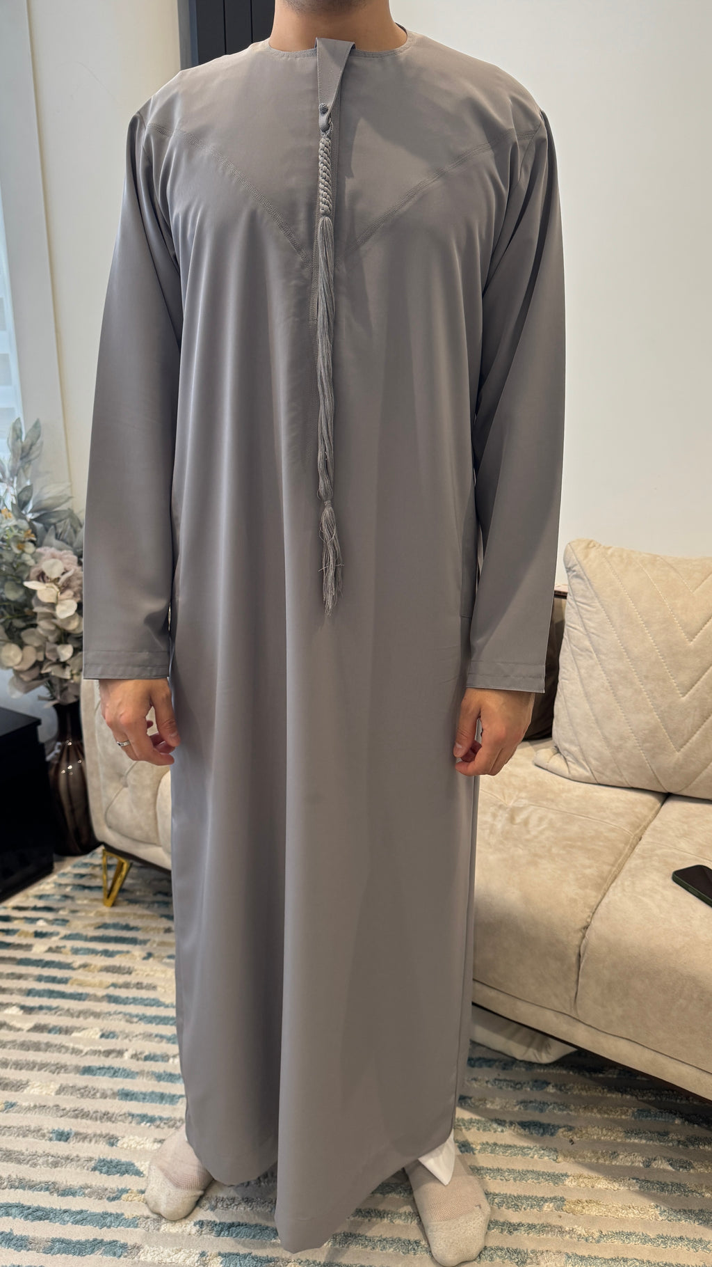 Graphite Grey Zibda Mens Emirati/Omani Zibda Essentials Thobe